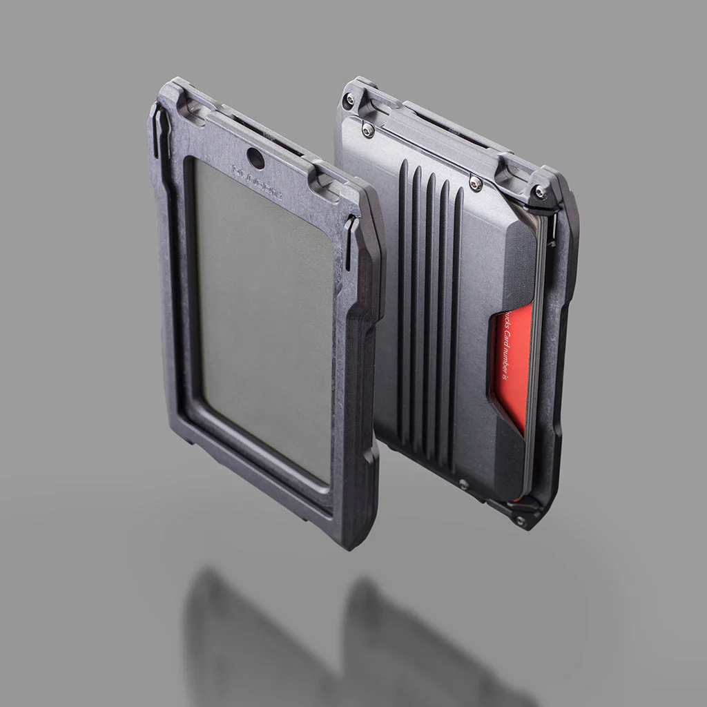 A10 Adapt™ Wallet - Image 34