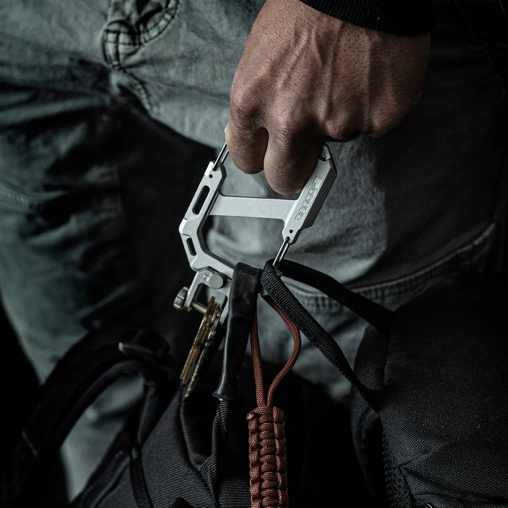 Carabiner & Shackle - Image 17