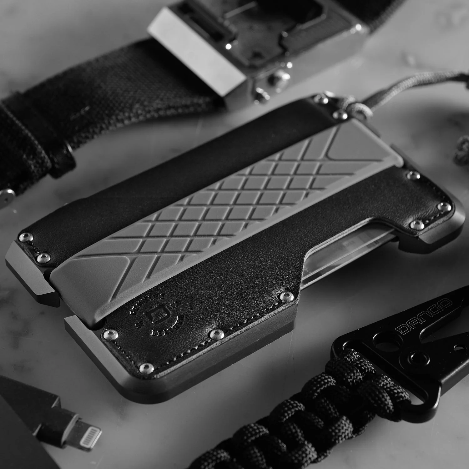 D01 Dapper™ Wallet - Special Edition - Batwing Grey - Image 3