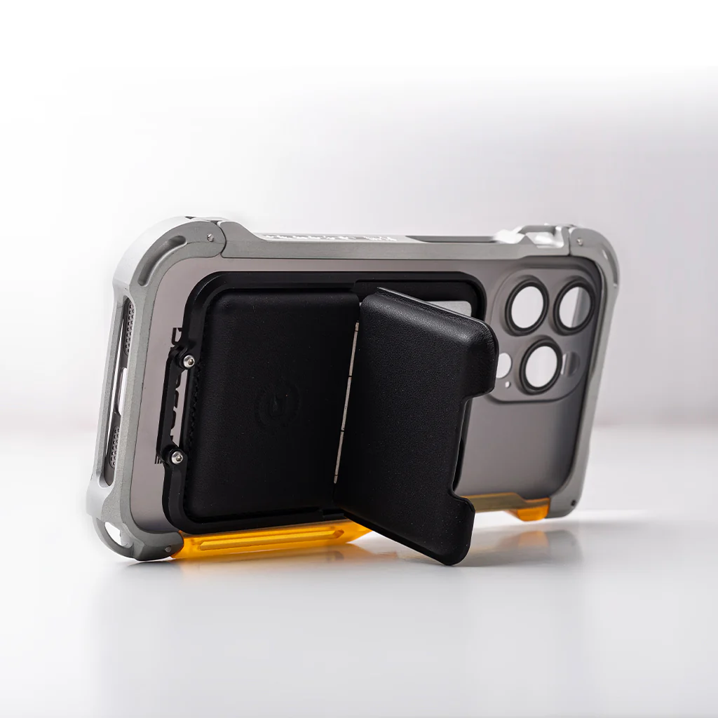MagSafe Wallet - Image 15