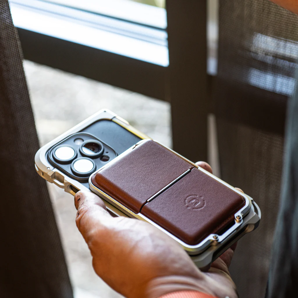 MagSafe Wallet - Image 20